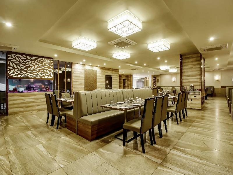 Hotel Capital O 28086 Sindhura Grand Hajdarabad Zewnętrze zdjęcie