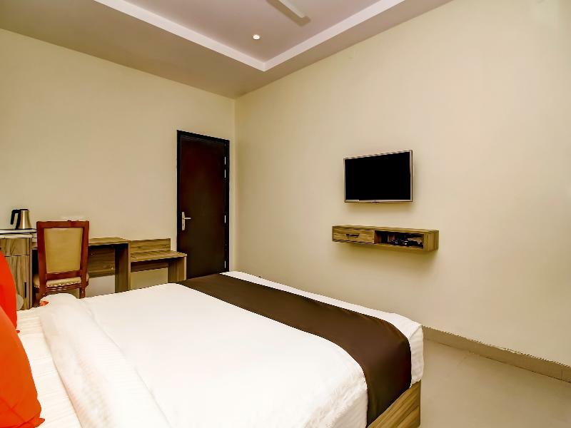 Hotel Capital O 28086 Sindhura Grand Hajdarabad Zewnętrze zdjęcie